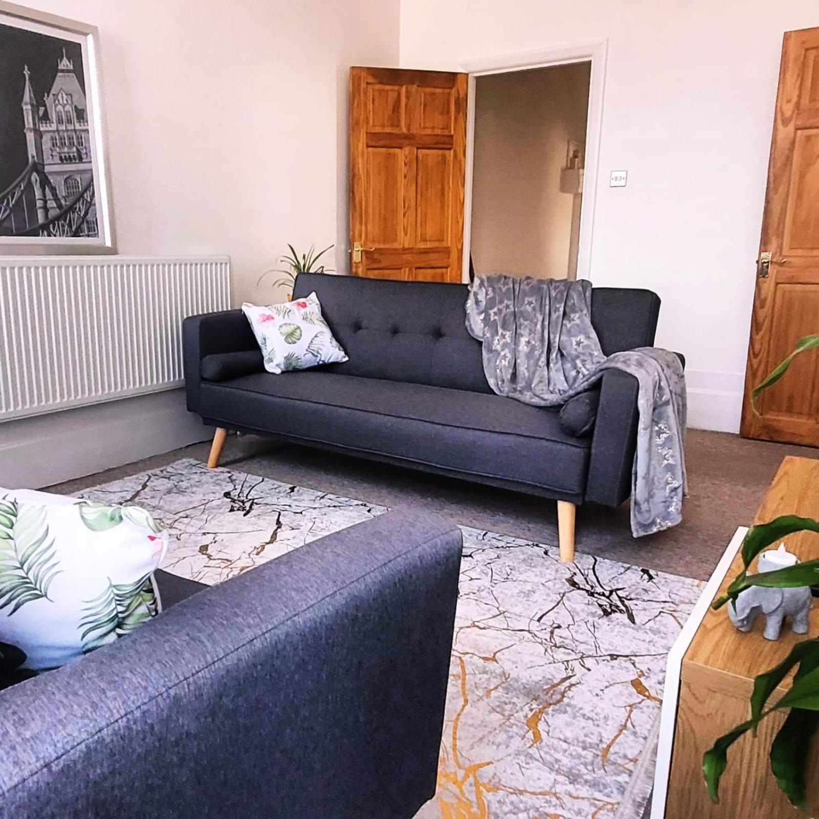 Stylish And Bright Flat In London N8 Turnpike Lane - Piccadilly Line Apartamento Exterior foto